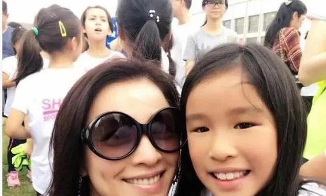 女儿的快乐成长日常